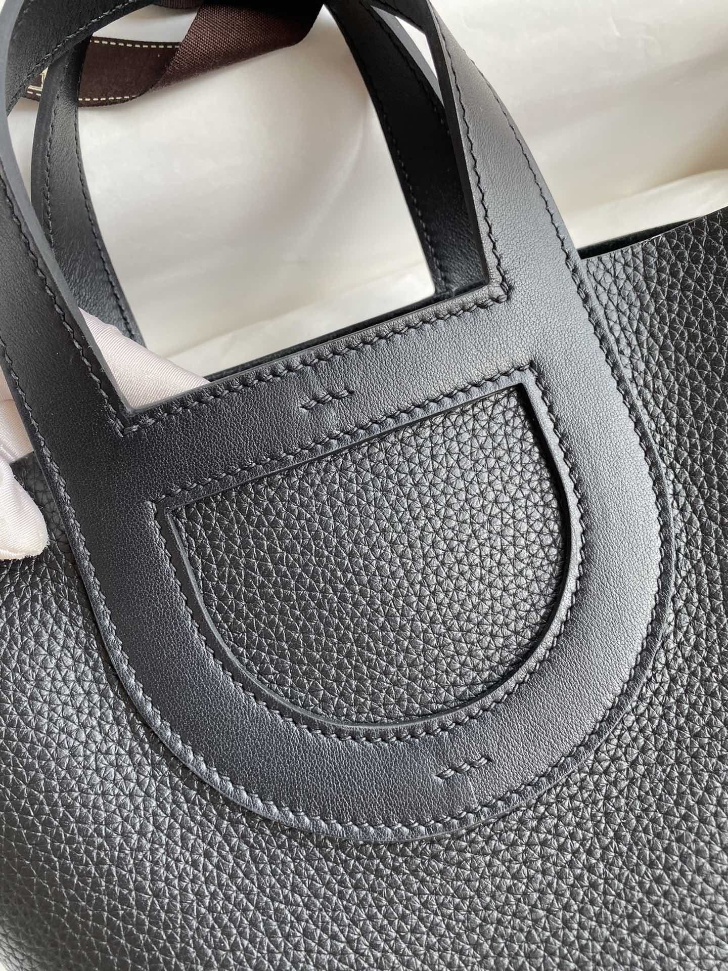 Hermes In The Loop 18 Bag In Black Clemence Leather